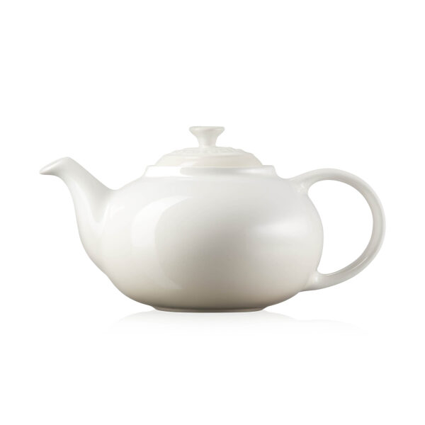 Le Creuset Stoneware Classic Teapot 1.3L Meringue