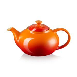 Le Creuset Stoneware Classic Teapot 1.3L Cerise