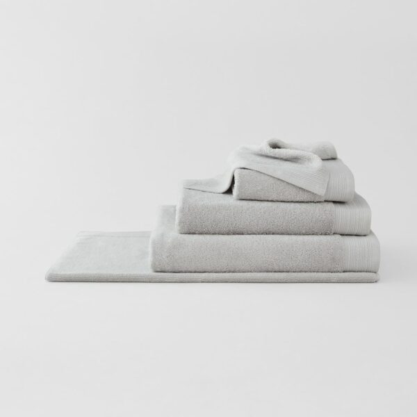 Sheridan Belford BATH TOWEL