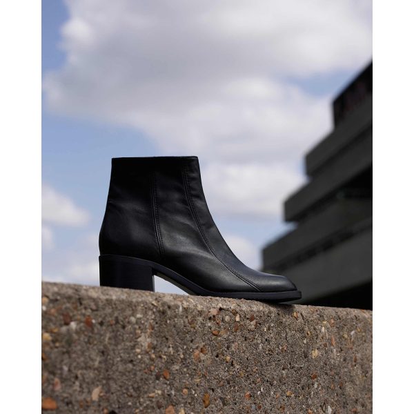 2025_05_ASS_WhistlesAW25_S42_3651 V2